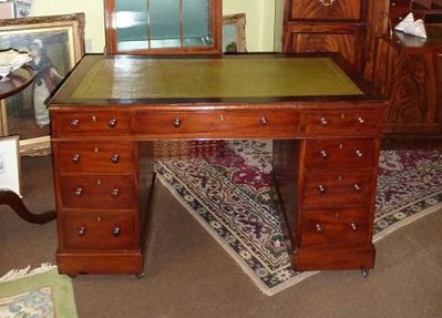 Victorian Pedestal Desk